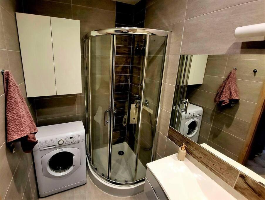 Apartamento Ogrody * Wi-Fi * Jezyce * 3 Km Center Poznan Exterior foto
